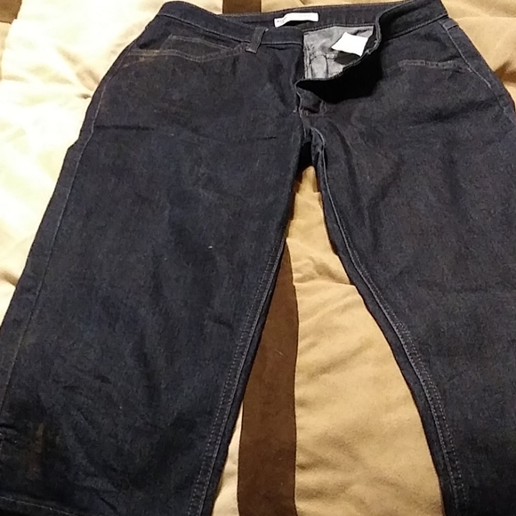 Capris - Picture 2 of 3